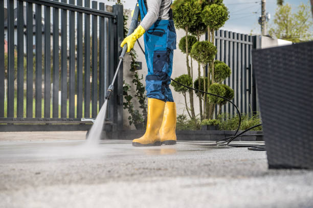 Best Garage Pressure Washing  in Long Beach, MS